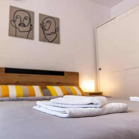 Cozy & Parking - Subject To Availability