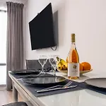 Apartamento Cozy & Parking - Subject To Availability *