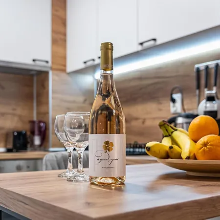 Cozy & Parking - Subject To Availability 公寓 *