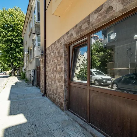 Cozy & Parking - Subject To Availability * Varna