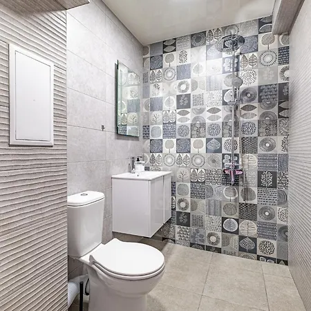 Cozy & Parking - Subject To Availability 公寓 *