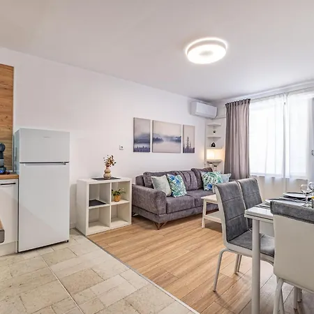 Apartment Cozy & - Parking - Subject To Availability Varna