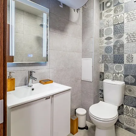 Cozy & Parking - Subject To Availability 公寓 *