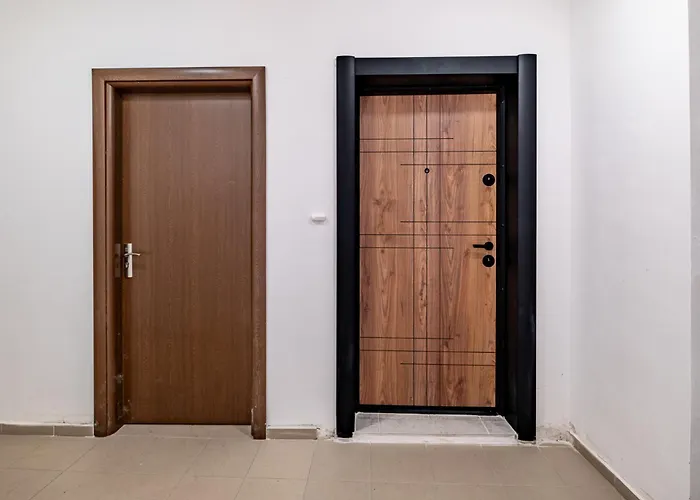 Cozy & Parking - Subject To Availability Varna