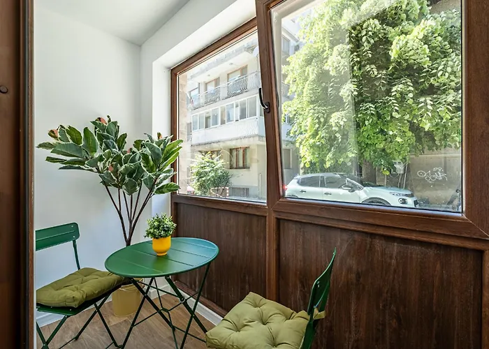 Cozy & Parking - Subject To Availability *