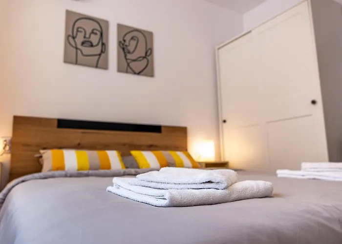 Cozy & Parking - Subject To Availability